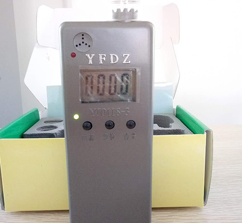 YJ0118-3矿用数字显示酒精检测仪